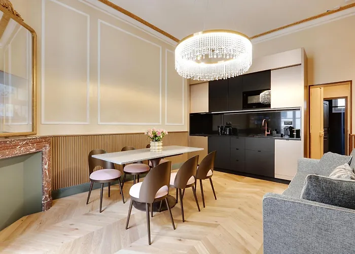 Pick A Flat\'S Apartments In La Madeleine-Opera - Rue De L\'Arcade
