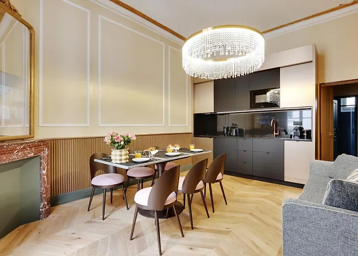 Pick A Flat\'S Apartments In La Madeleine-Opera - Rue De L\'Arcade