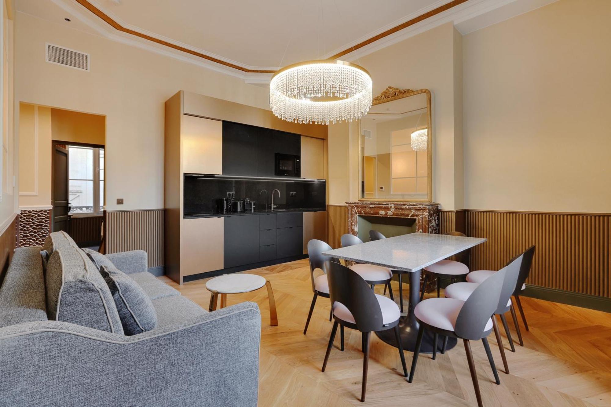 Pick A Flat's In La Madeleine-opera - Rue De L'arcade Appartement Parijs