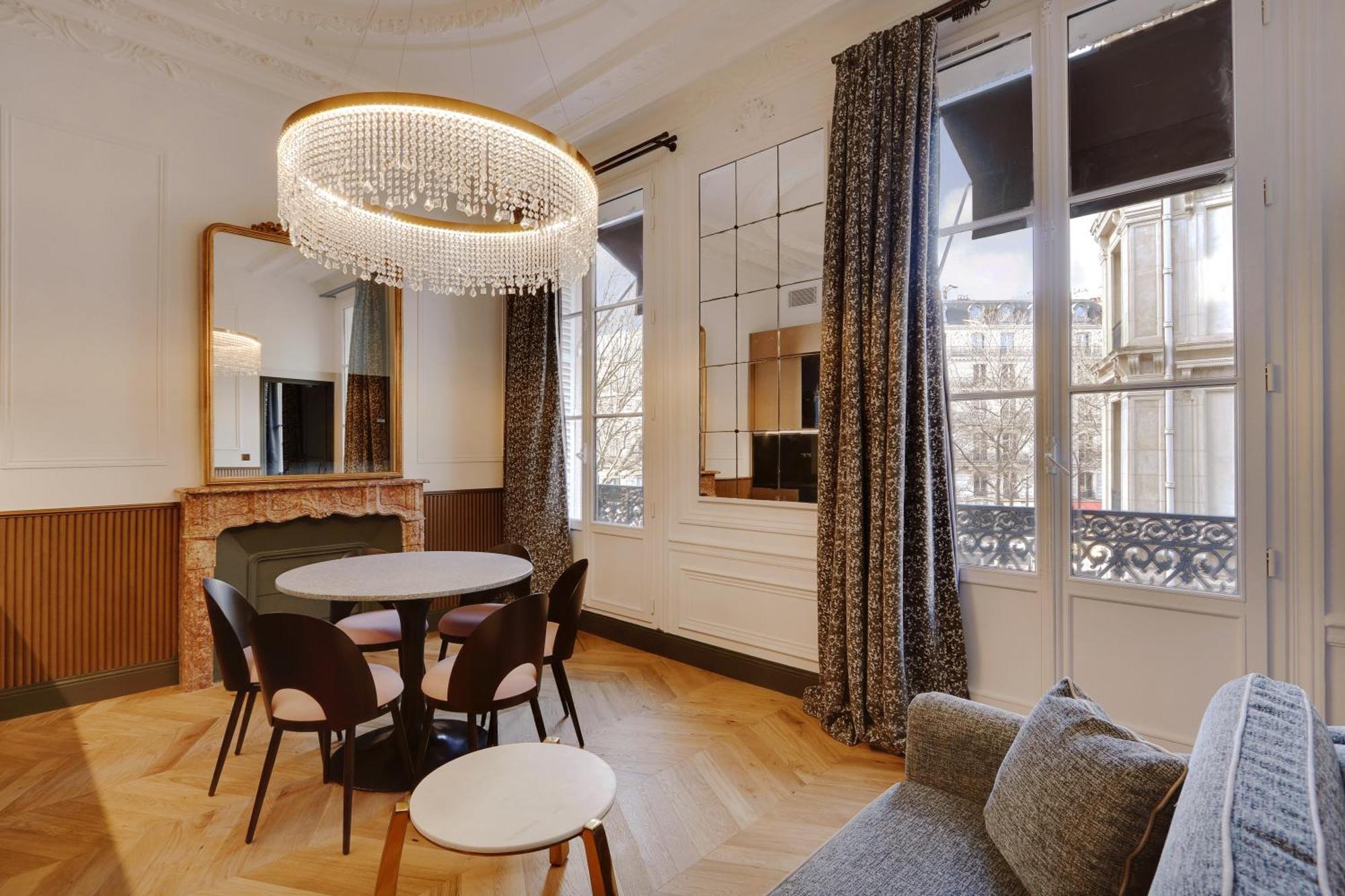 Pick A Flat's In La Madeleine-opera - Rue De L'arcade * Parijs