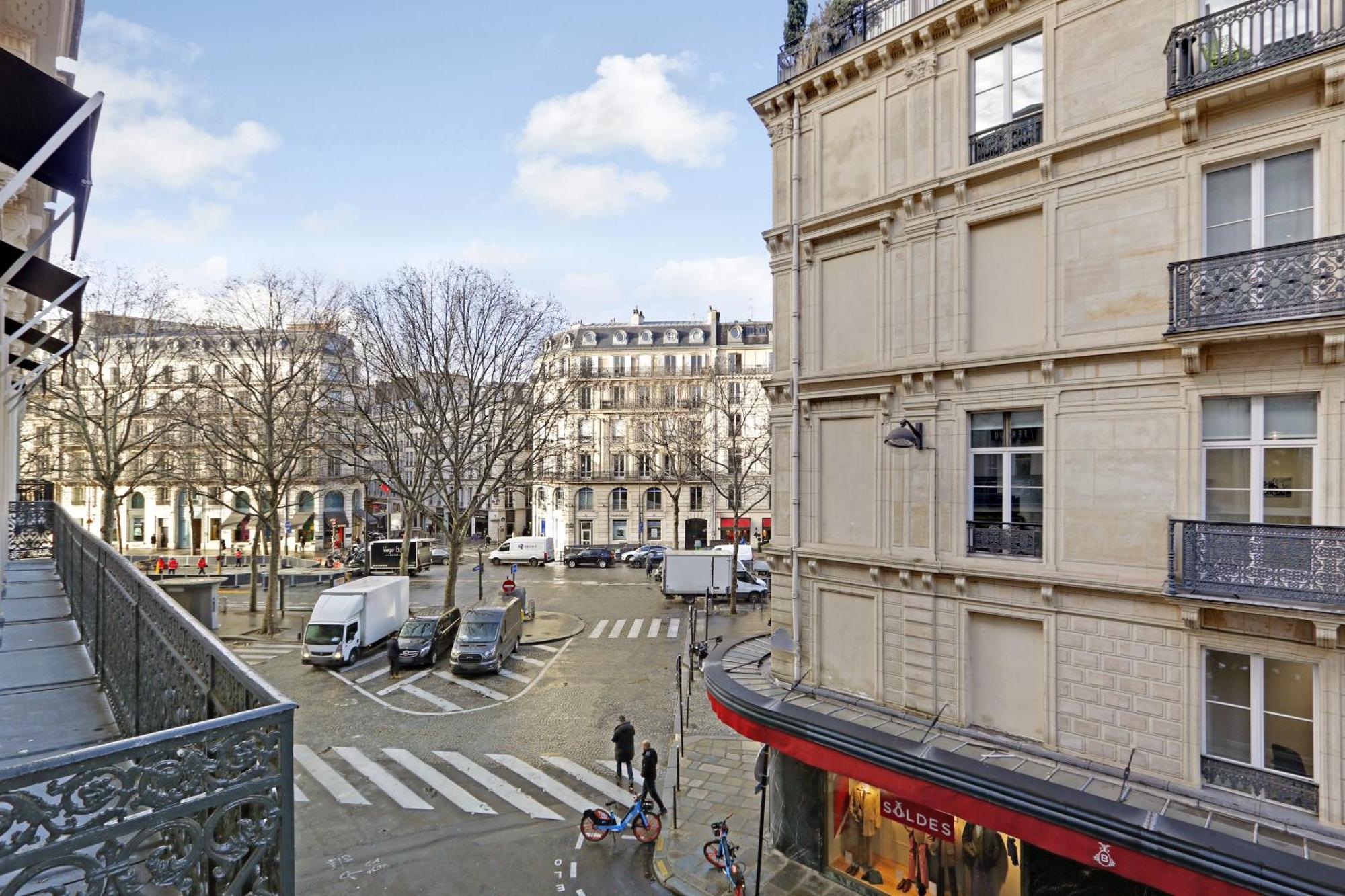 Pick A Flat's In La Madeleine-opera - Rue De L'arcade Parijs