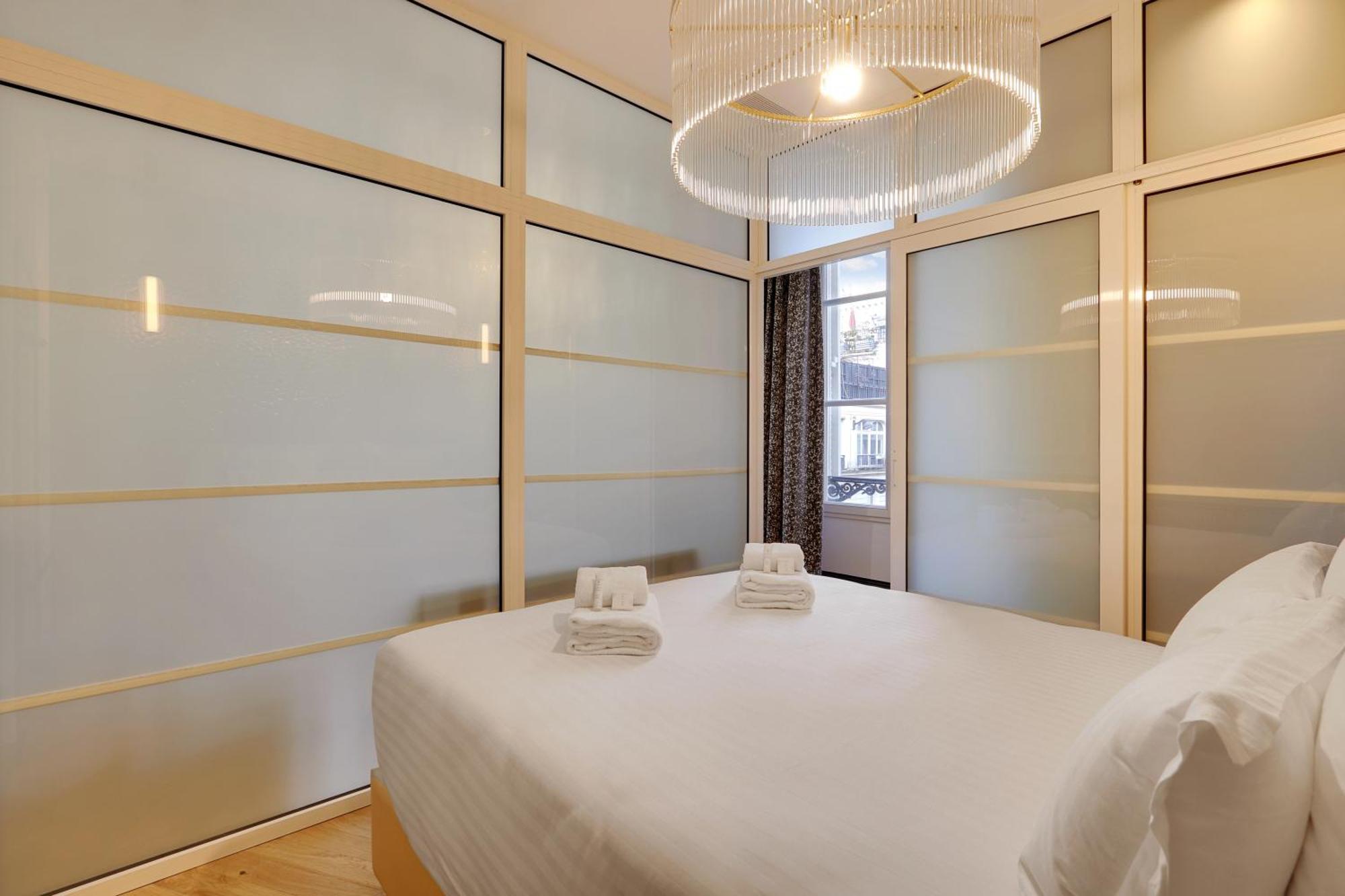 Pick A Flat's In La Madeleine-opera - Rue De L'arcade Parijs